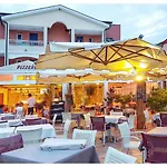 Pini Village Lido Altanea