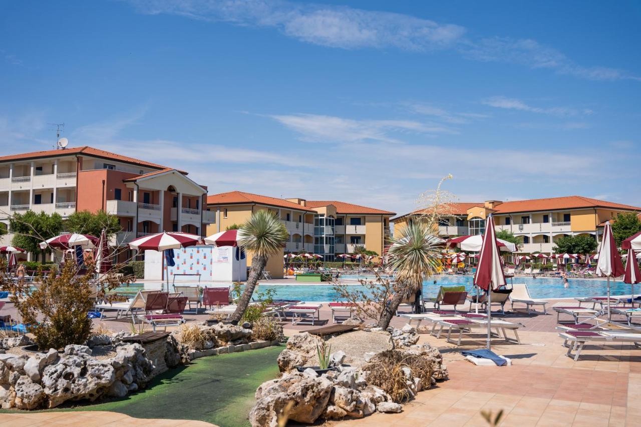 Pini Village Lido Altanea Apartment